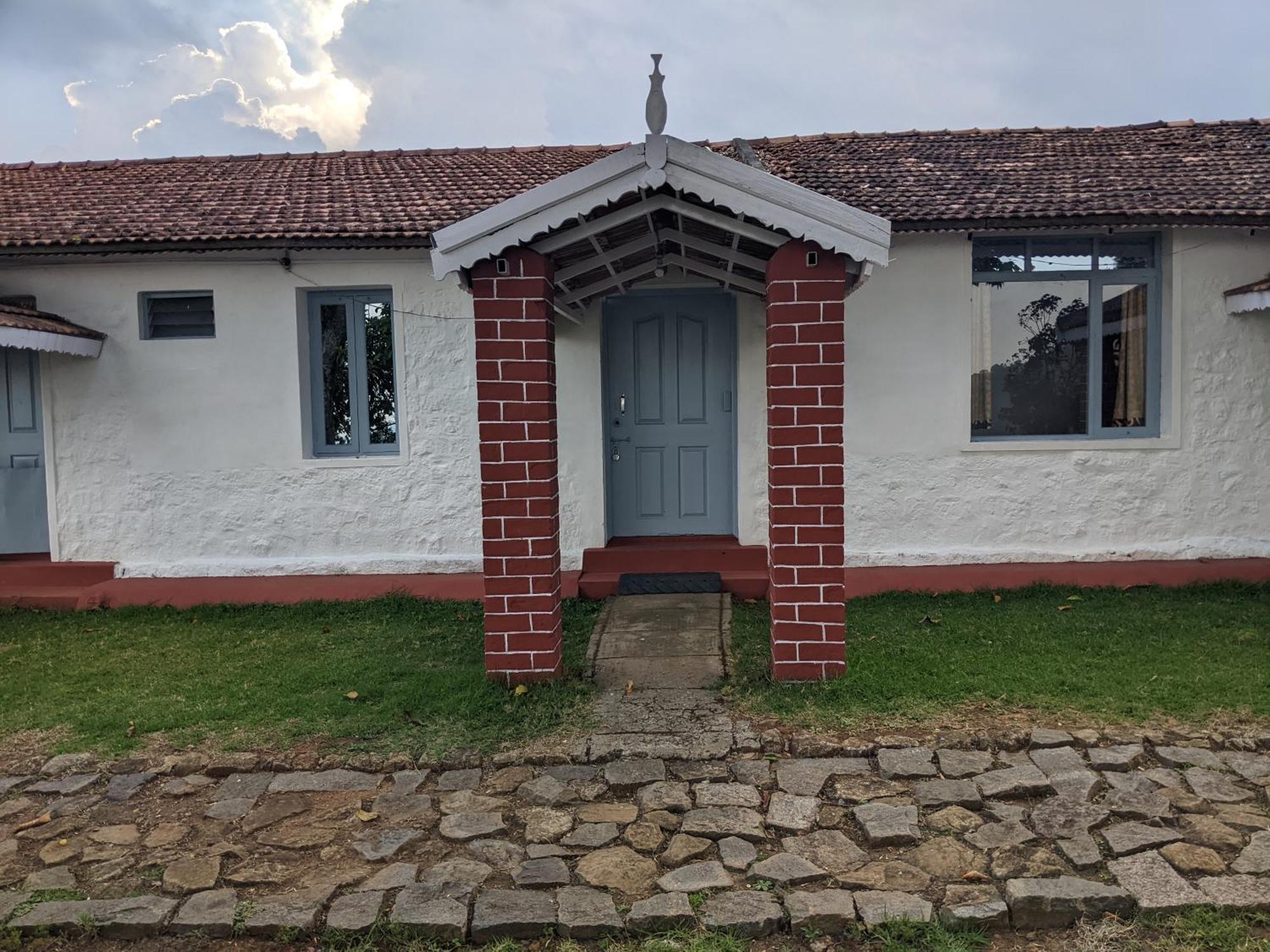 Moksha Infinity Valley Kotagiri Room photo